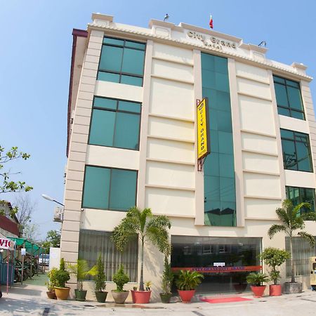 City Grand Hotel Mandalay Exterior foto